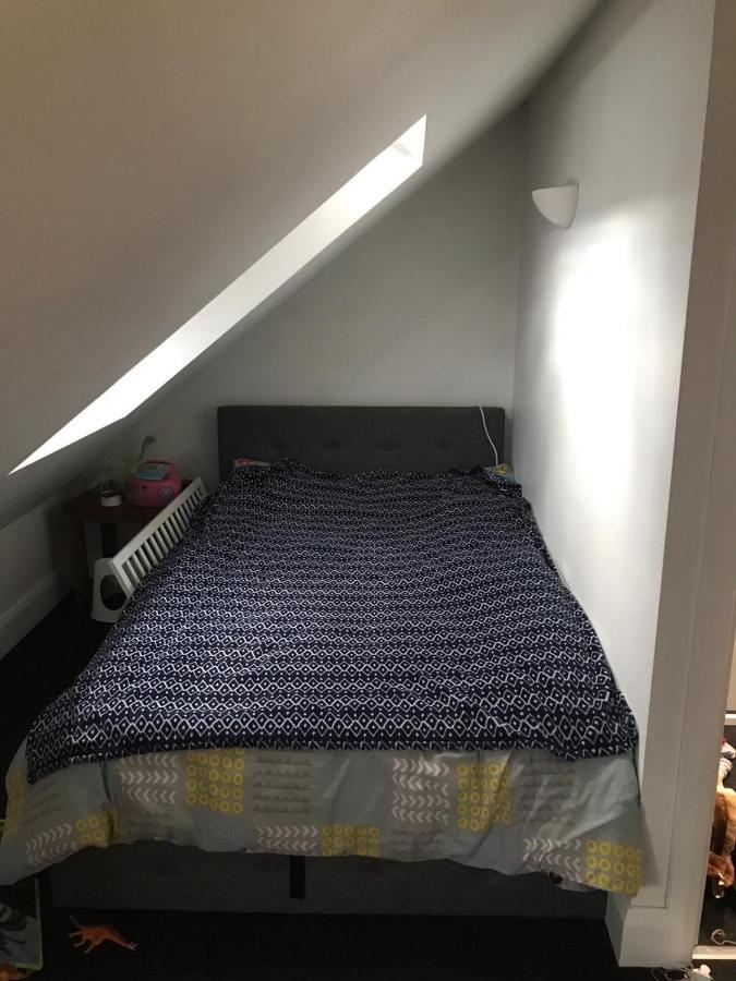 2 X Double Rooms In Cheam 외부 사진
